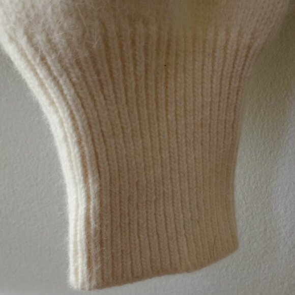 'UNITED COLORS OF BENETTON' Mock Turtle LS Sweater Size - Picture 16 of 16